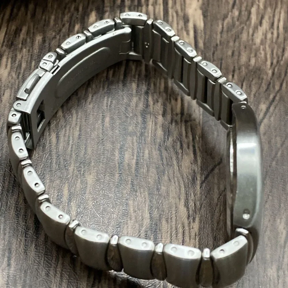 Kenneth Cole Silver Tone Stainless Steel Watch KC4144 Working
